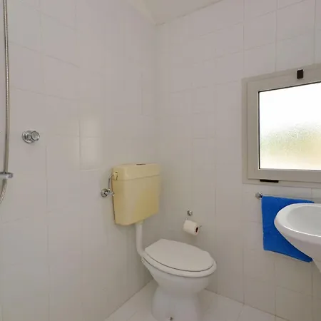 Apartment Relaxing In A Flat With Balcony *