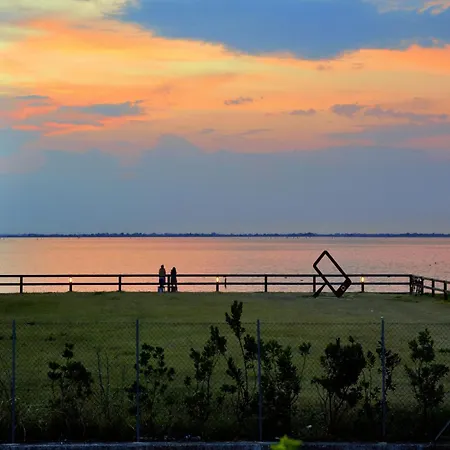Apartment Relaxing In A Flat With Balcony Lignano Sabbiadoro